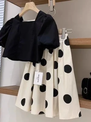 Summer Girls Clothing Set New Children's Cotton Square Neck Bubble Sleeve Top Round Dot Half Skirt 2-piece Set Children's Skirt