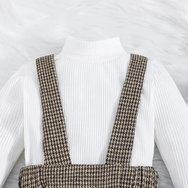 Stylish Simplicity: Textured Turtleneck and Houndstooth Suspender Skirt Set for Fashionable Girls (4-7 years)